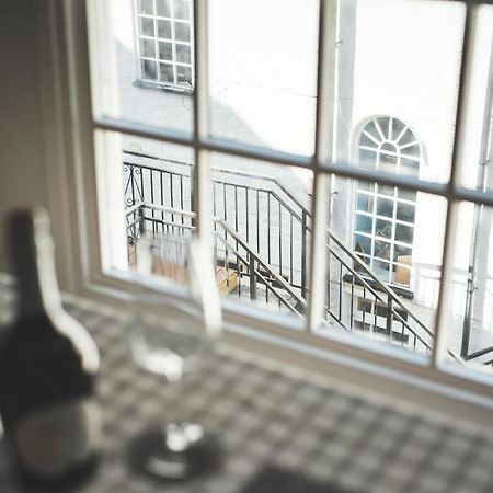 Top Storey Dartmouth Buitenkant foto